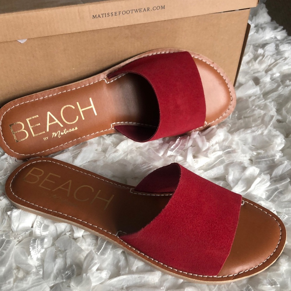 Beach by Matisse Cabana Women’s Slide Suede Sandal Flats